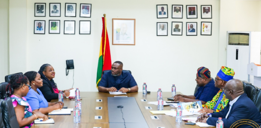 Le Directeur Exécutif de l’Autorité du Bassin de la Volta (ABV) reçu en audience à Accra par le Président du Conseil des Ministres (PCM) de l’Institution